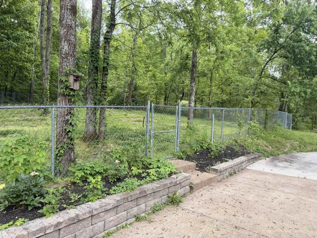 7552 Nolensville Rd, Nolensville, TN 37135
