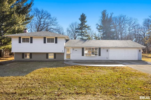 1106 W ORCHARD Lane, Peoria, IL 61615