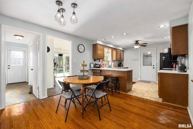 1106 W ORCHARD Lane, Peoria, IL 61615