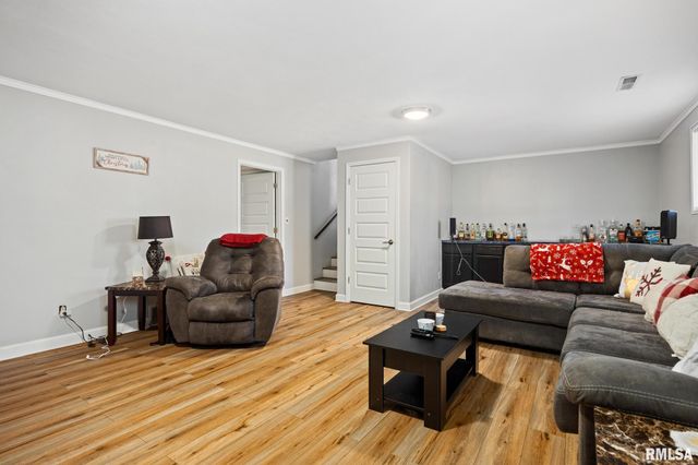 1106 W ORCHARD Lane, Peoria, IL 61615