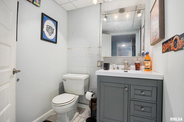 1106 W ORCHARD Lane, Peoria, IL 61615