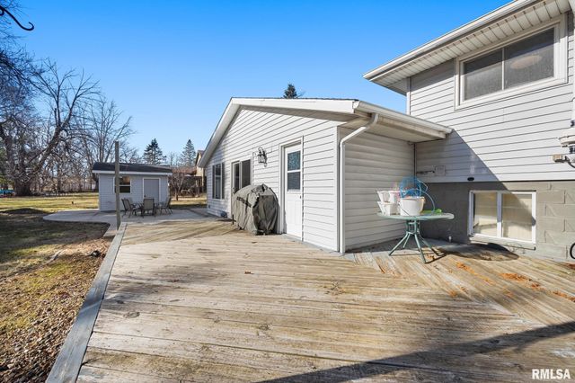 1106 W ORCHARD Lane, Peoria, IL 61615