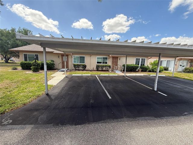 110-112 GLOUCESTER BOULEVARD, Sun City Center, FL 33573
