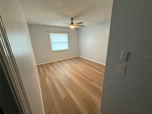 110-112 GLOUCESTER BOULEVARD, Sun City Center, FL 33573