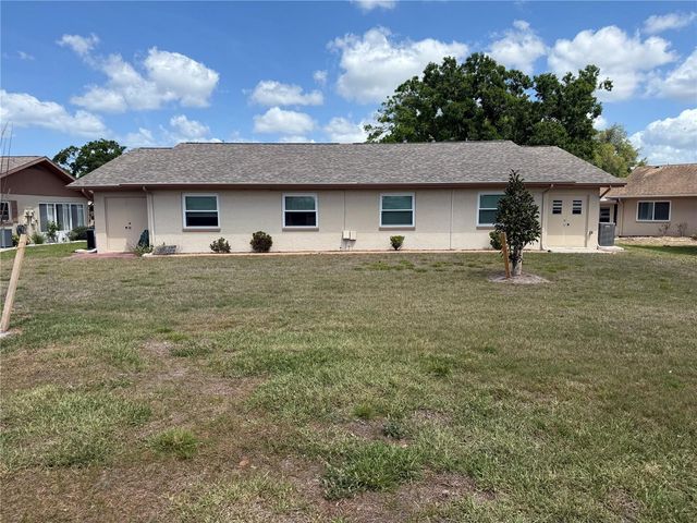110-112 GLOUCESTER BOULEVARD, Sun City Center, FL 33573