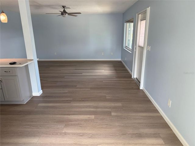 110-112 GLOUCESTER BOULEVARD, Sun City Center, FL 33573