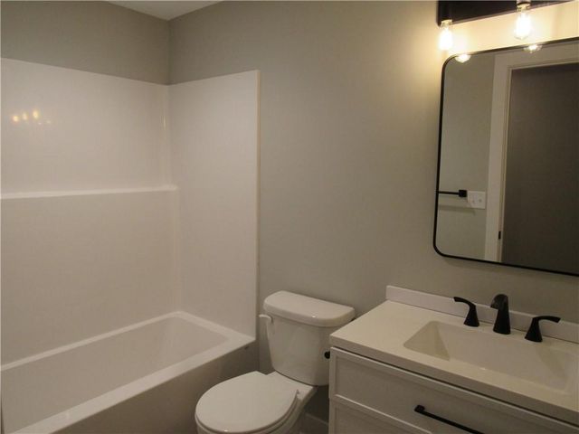 503 N Lexington Street, Harrisonville, MO 64701