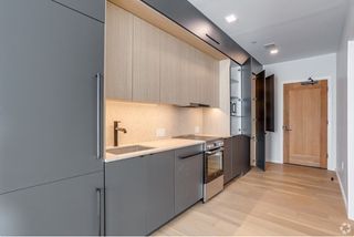 9-11 Burney 305, Boston, MA 02120