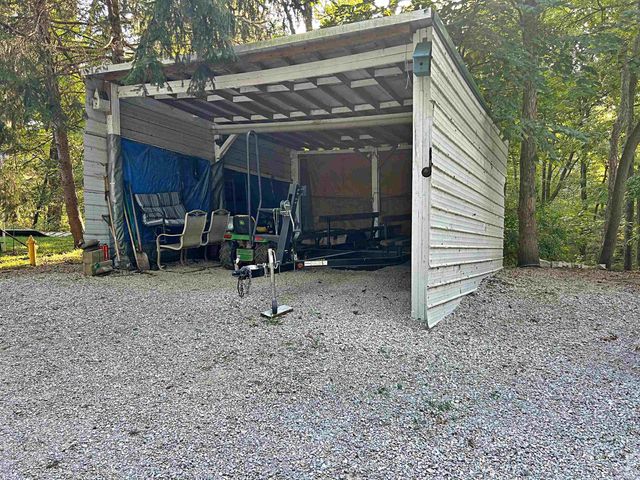 4378 N Private Road 1185 E, Loogootee, IN 47553