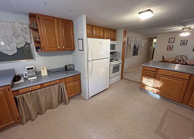 4378 N Private Road 1185 E, Loogootee, IN 47553