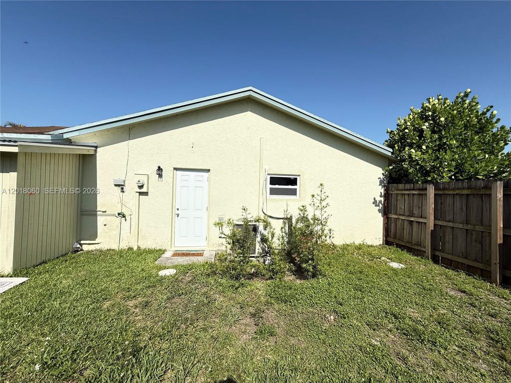 5137 NW 28th St 0, Margate, FL 33063