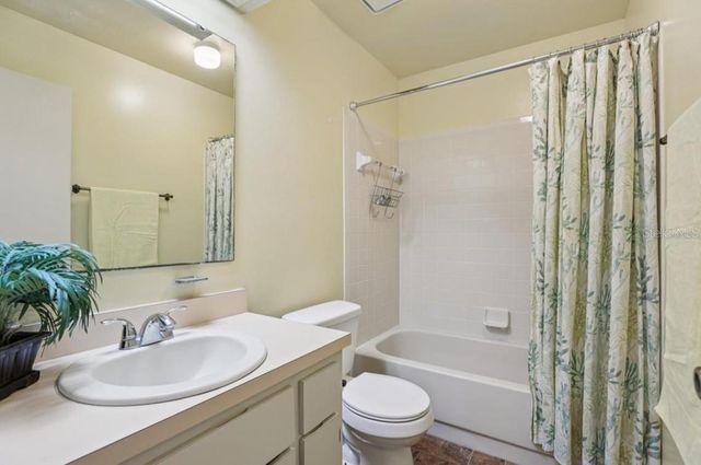 304 BRIGADOON CIRCLE, Leesburg, FL 34788
