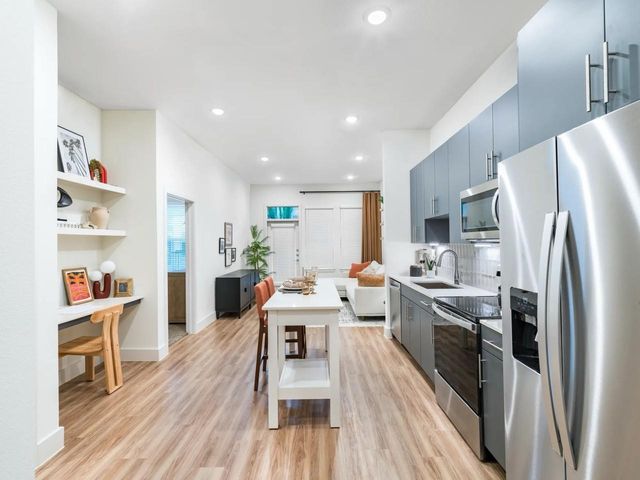 641 W Crosstimbers Street A0.217, Houston, TX 77018