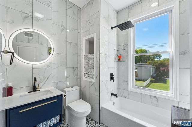 99 Madison Avenue, Cresskill, NJ 07626