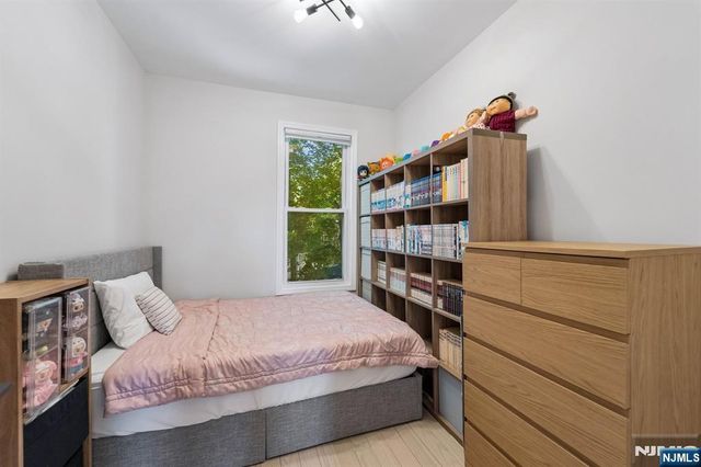 99 Madison Avenue, Cresskill, NJ 07626
