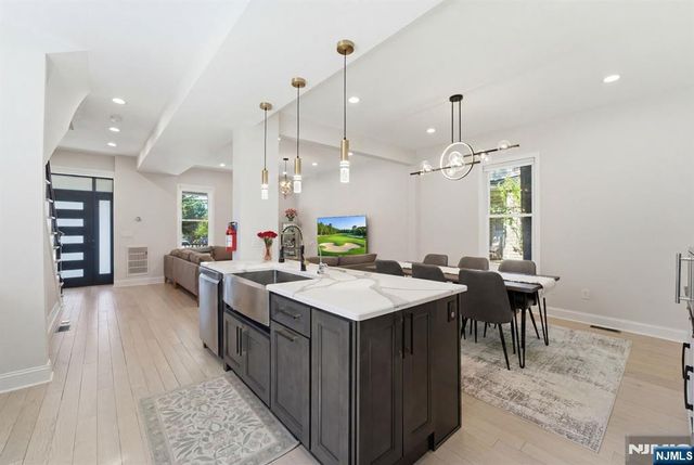 99 Madison Avenue, Cresskill, NJ 07626