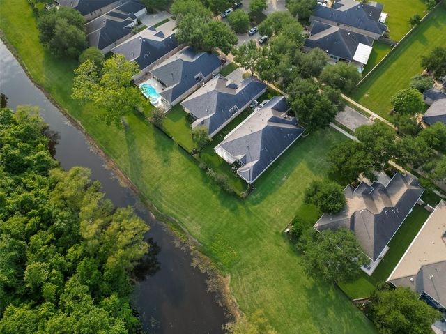 10106 Lost Hollow Lane, Missouri City, TX 77459