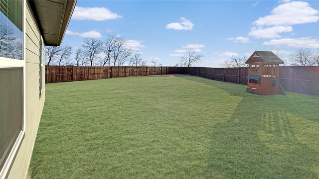 1310 Sideboard Drive, Nevada, TX 75173