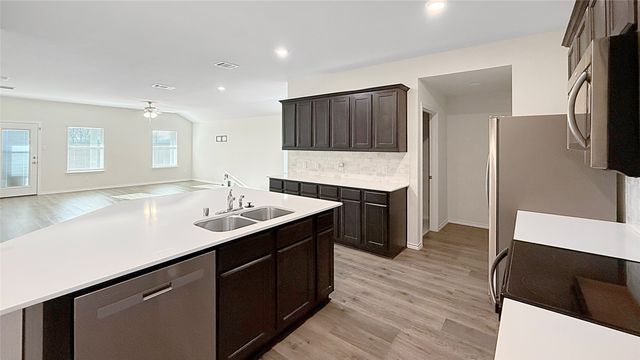 1310 Sideboard Drive, Nevada, TX 75173