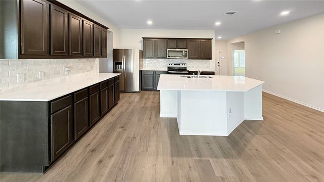 1310 Sideboard Drive, Nevada, TX 75173