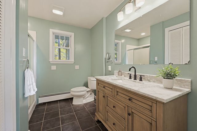 35 Macarthur Dr, Millbury, MA 01527