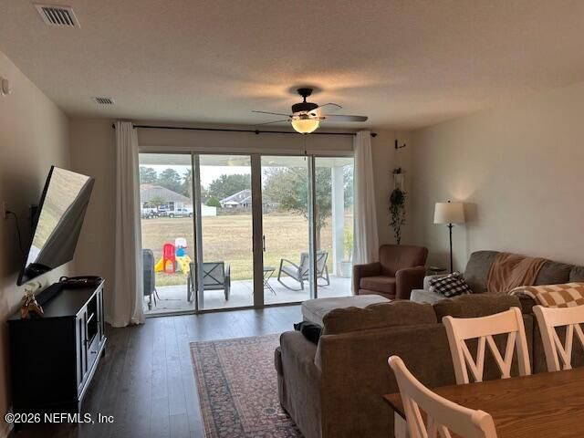 2905 FARMALL Drive, Jacksonville, FL 32226