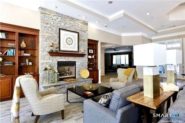 117 Country Club Drive 117, Oxford, CT 06478