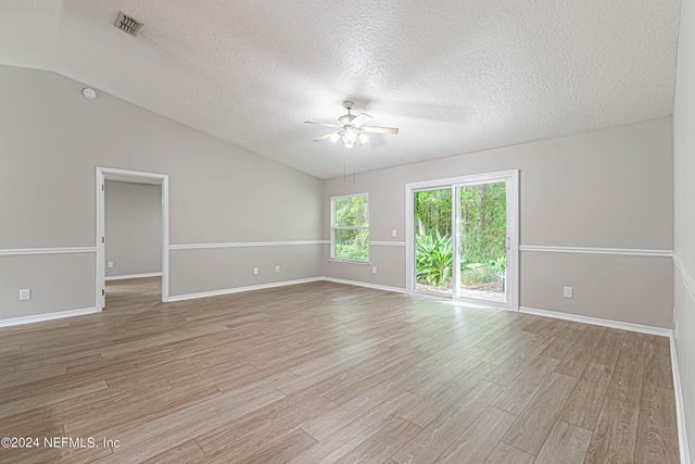 1527 MARBLE LAKE Drive, Jacksonville, FL 32221