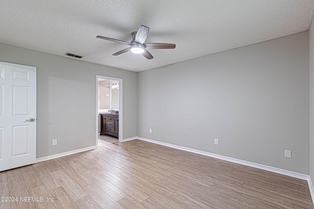 1527 MARBLE LAKE Drive, Jacksonville, FL 32221