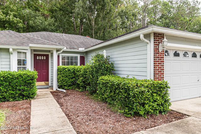 1527 MARBLE LAKE Drive, Jacksonville, FL 32221