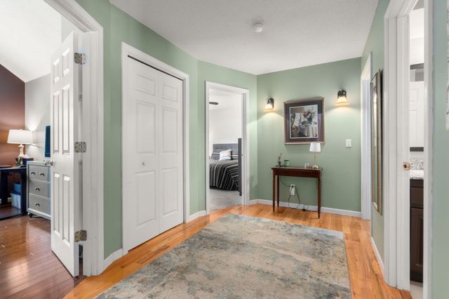 75 Hillcrest Circle, Westfield, MA 01085