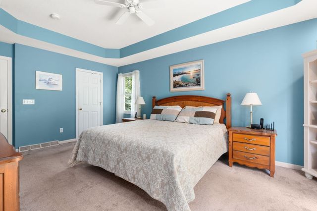 75 Hillcrest Circle, Westfield, MA 01085