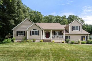75 Hillcrest Circle, Westfield, MA 01085