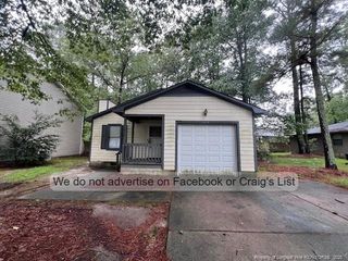 516 Crooked Creek Court, Fayetteville, NC 28301