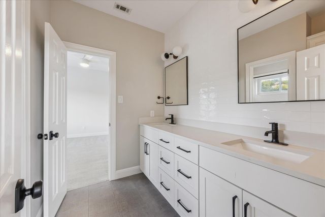 5908 Down Valley CT, Austin, TX 78731