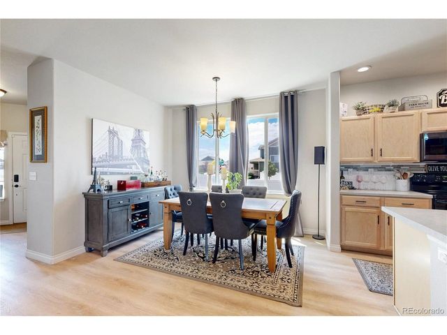 1002 Maplebrook Dr, Windsor, CO 80550