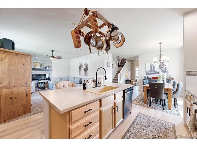 1002 Maplebrook Dr, Windsor, CO 80550
