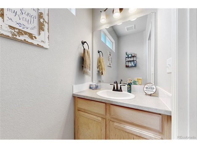 1002 Maplebrook Dr, Windsor, CO 80550