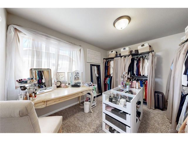 1002 Maplebrook Dr, Windsor, CO 80550