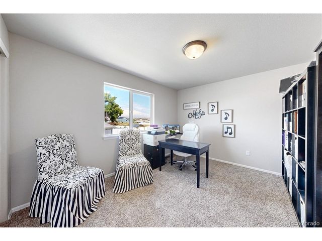 1002 Maplebrook Dr, Windsor, CO 80550