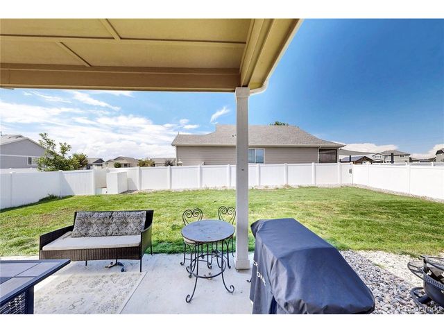 1002 Maplebrook Dr, Windsor, CO 80550