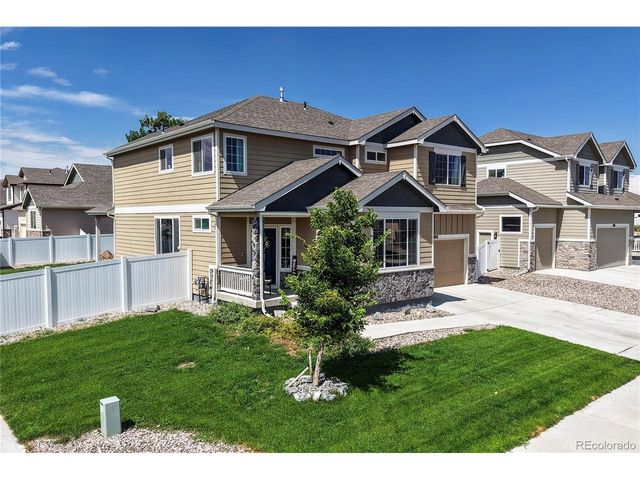 1002 Maplebrook Dr, Windsor, CO 80550