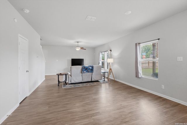 7102 Emerald Valley, San Antonio, TX 78242