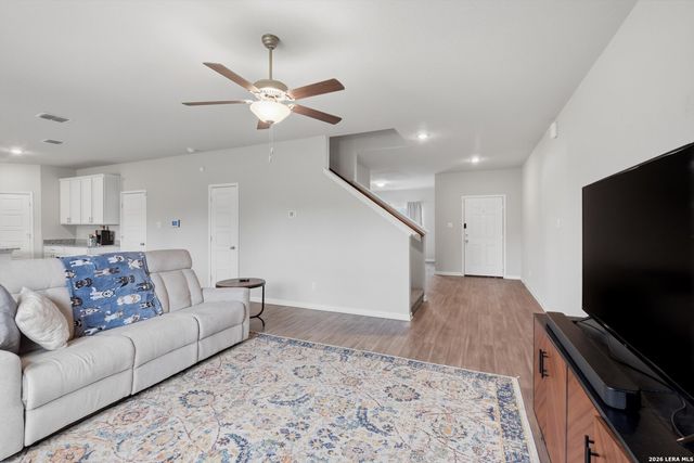 7102 Emerald Valley, San Antonio, TX 78242