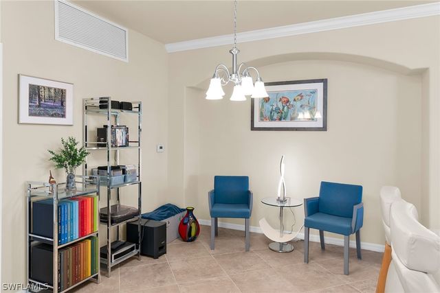 3169 Aviamar CIR 102, Naples, FL 34114