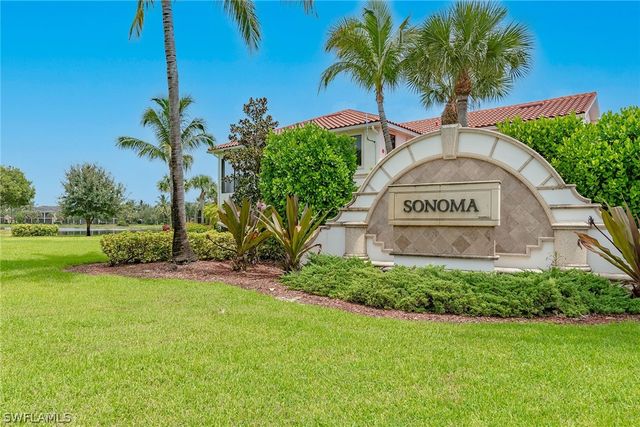 3169 Aviamar CIR 102, Naples, FL 34114