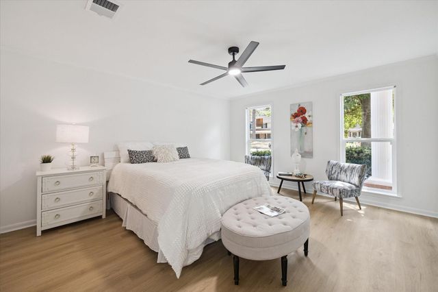 5506 Three Oaks Circle, Houston, TX 77069