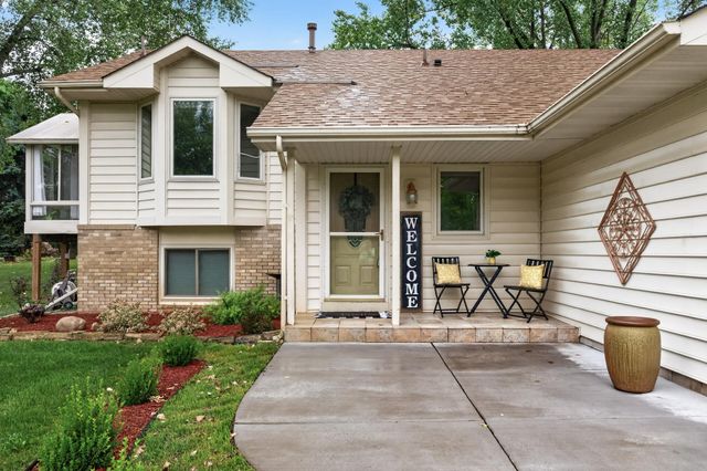 22160 Jude Avenue N, Forest Lake, MN 55025