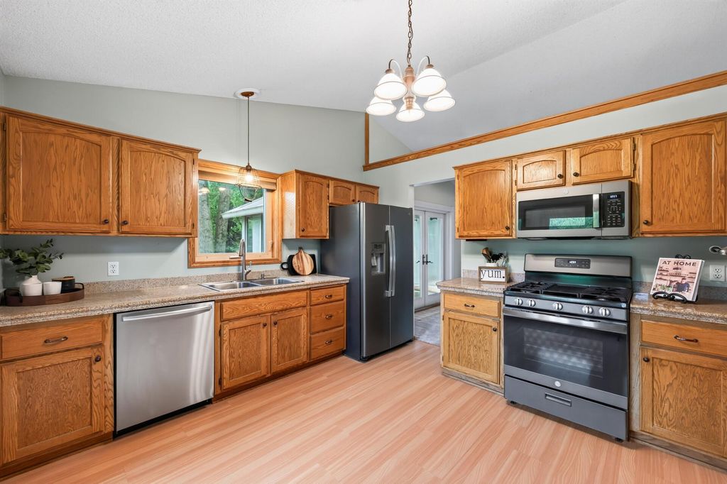 22160 Jude Avenue N, Forest Lake, MN 55025 — photo 2