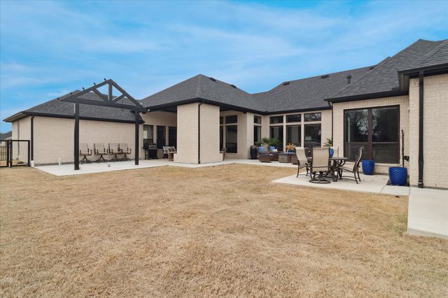 2174 Narrow Road, Lucas, TX 75002